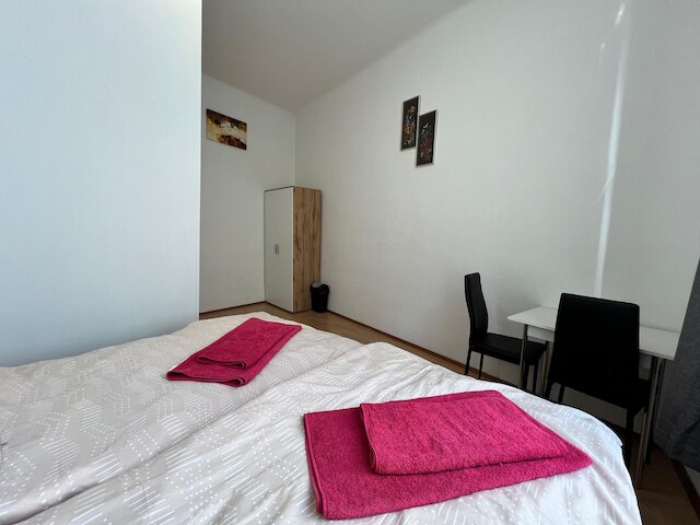 手頃な価格の3BR共有アパート。メイドリング近く