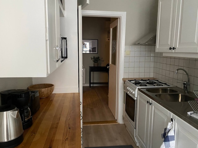 ストックホルムのコージーなワンルームアパートメント