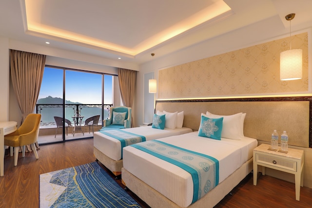 レモントリープレミアブッダニルカン