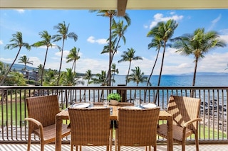 マナカイ #303 2 ベッドルームコンド