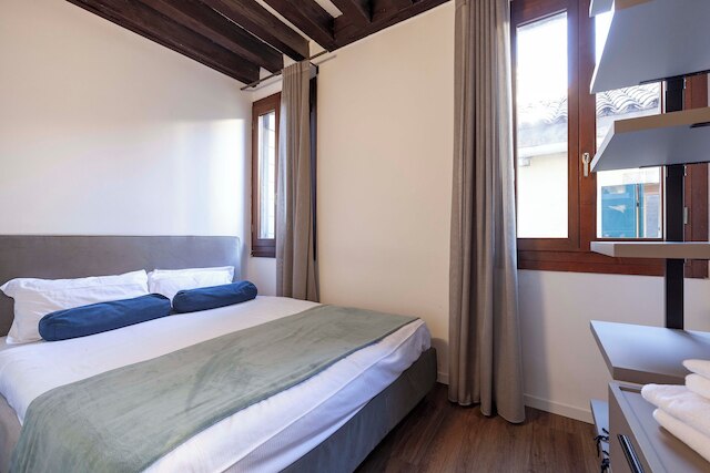 サン ロレンゾ アパートメンツ 5054