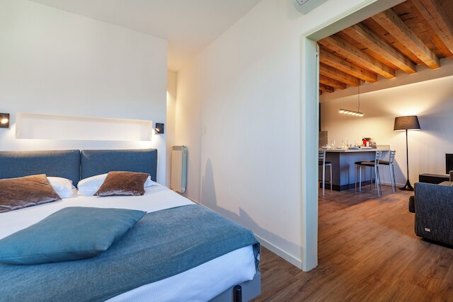 サン ロレンゾ アパートメンツ 5054