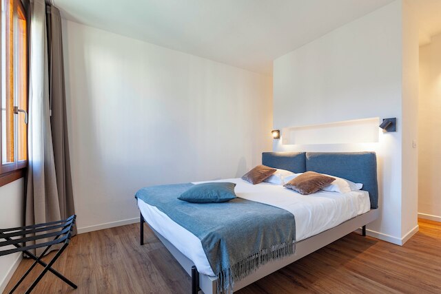 サン ロレンゾ アパートメンツ 5054