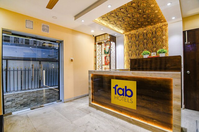 ファブホテルディヴァインチャリオット