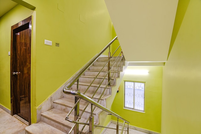 ファブホテルディヴァインチャリオット