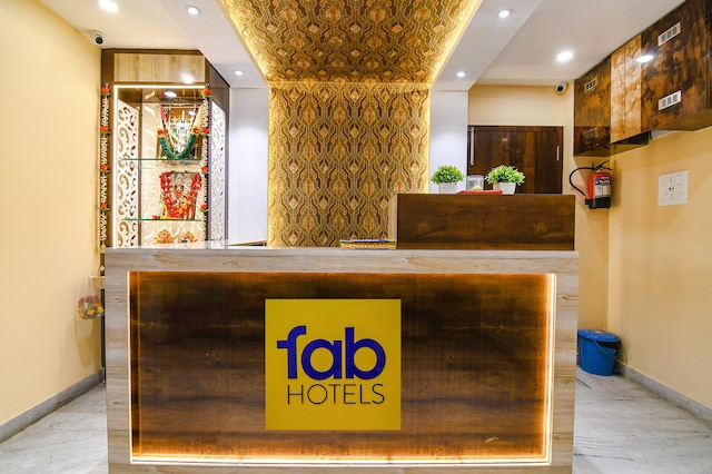 ファブホテルディヴァインチャリオット