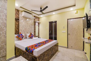 ファブホテルディヴァインチャリオット