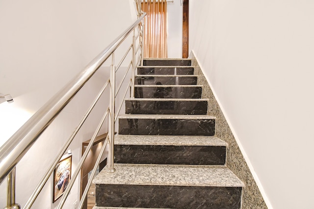 ファブエクスプレスゴールデンスイーツ