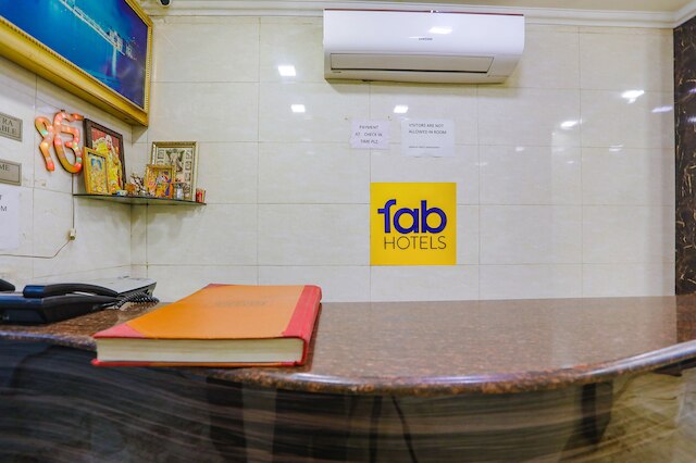 ファブホテル イースト パテル ナガー