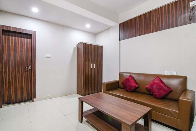 ファブホテル ホワイト ハウス I