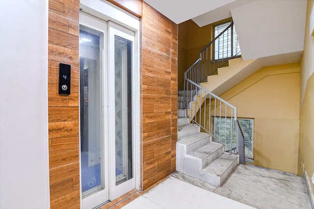 ファブホテル ホワイト ハウス I