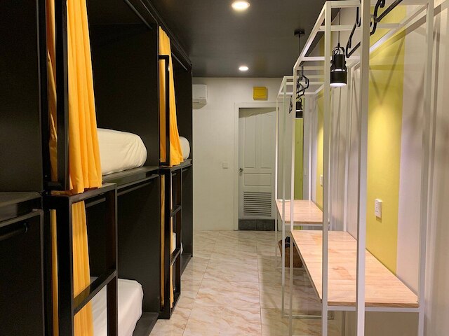 レディーバグホステル