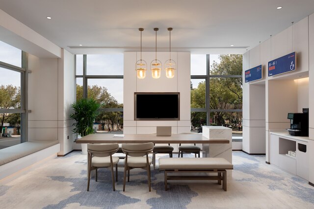 Holiday Inn Express Shanghai Gumei by IHG