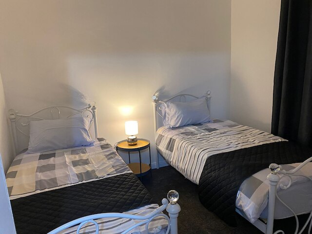 プレストウィッチマンチェスター3ベッドルームハウス