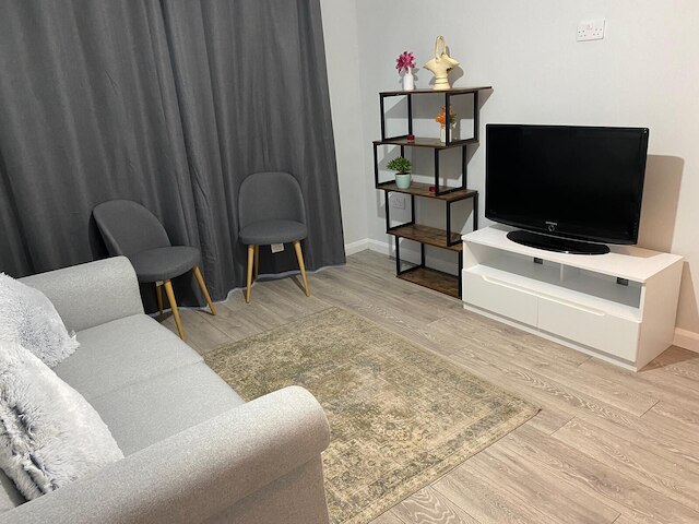 プレストウィッチマンチェスター3ベッドルームハウス