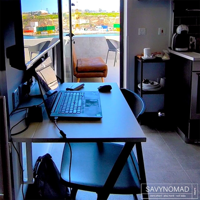 サビノノーマドハーバーレジデンスボームラ