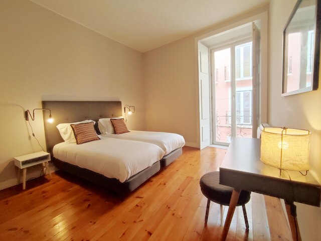 シック コンブロ ハイドウェイ バイ ミーシャズ プレイス