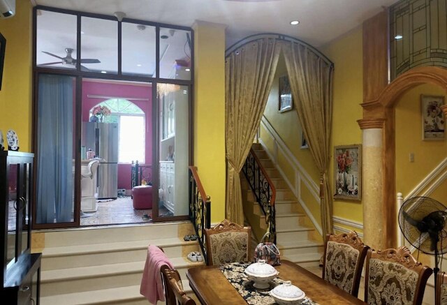 マウンテンシャトー