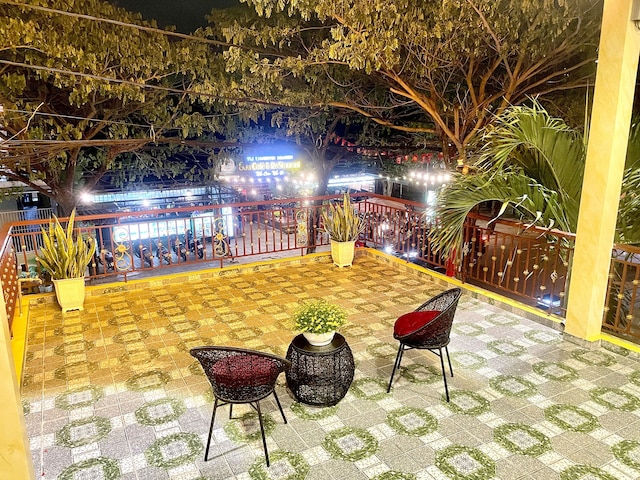 キングコングホームステイ