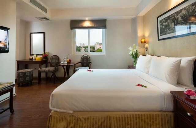 スカイラークブティックホテル