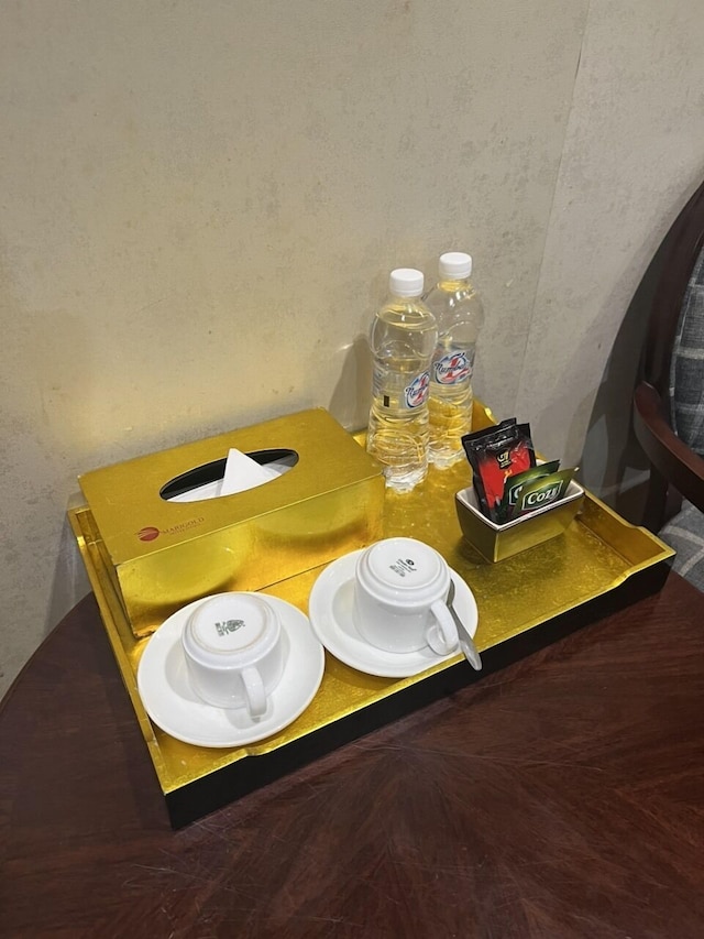 スカイラークブティックホテル