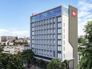 イビスジャカルタラデンサレ