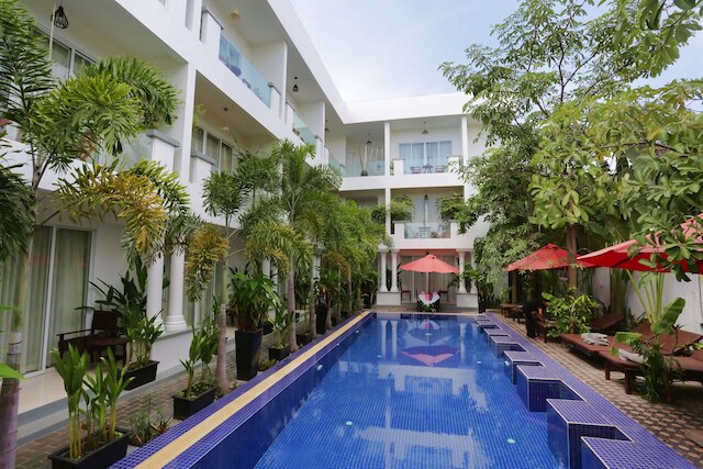 アンコールスウィートナイトホテル