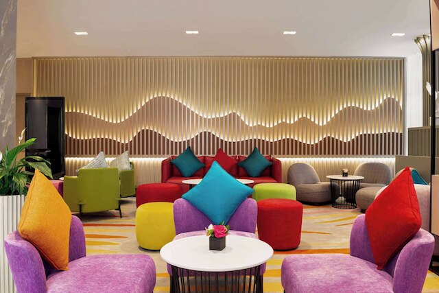 ラ キンタ バイ ウィンダム アブダビ アル ワハダ