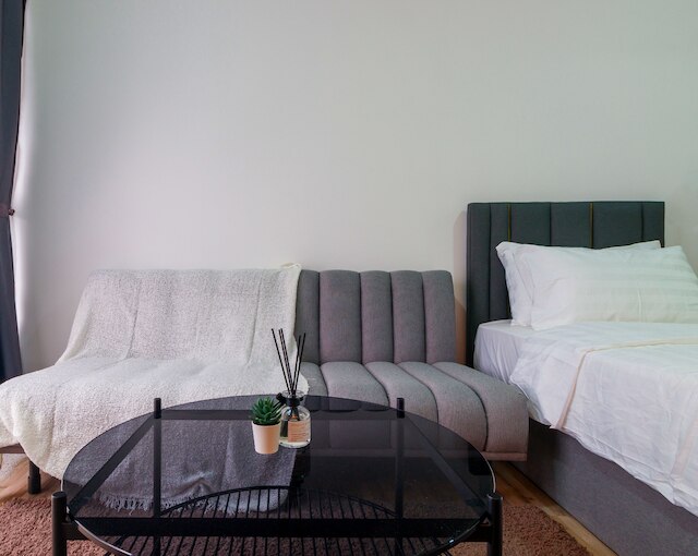 ミラーズスクエア, オールド クラン ロード