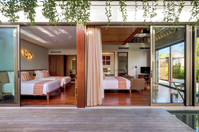 イーゼヴィラズ