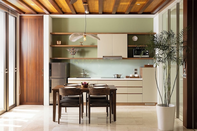 イーゼヴィラズ