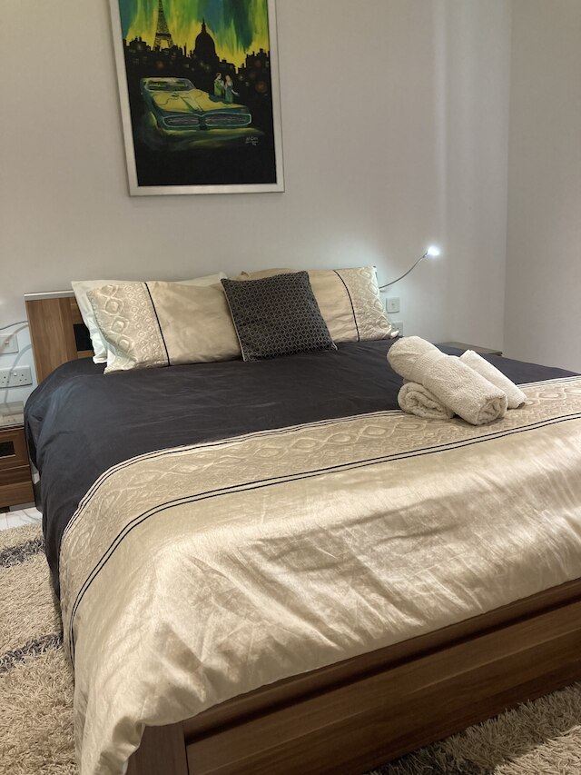 サイドシービュー3ベッドルームアパートメントスリーマ