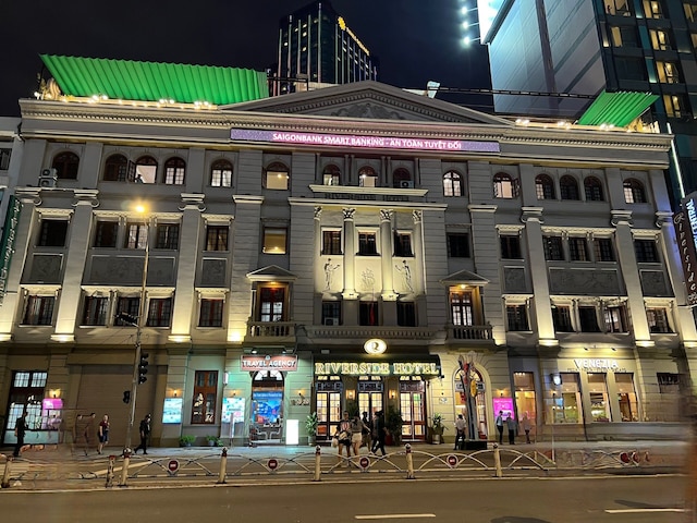 リバーサイド ホテル