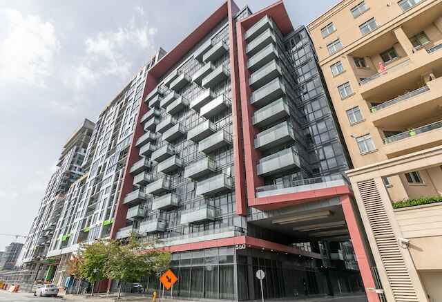 ダウンタウンの中心部にある美しいコンドミニアム