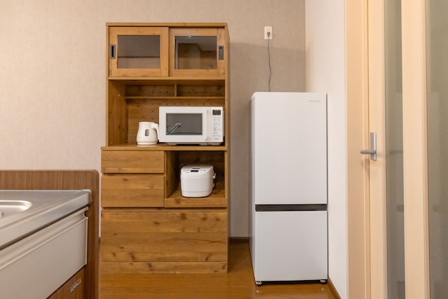 Ten-Cha House - Self-Check In Only