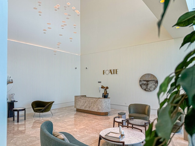 "HiGuests - フォルテタワー1"