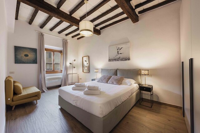 ローレル アパートメント バイ メガ