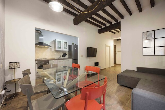 ローレル アパートメント バイ メガ