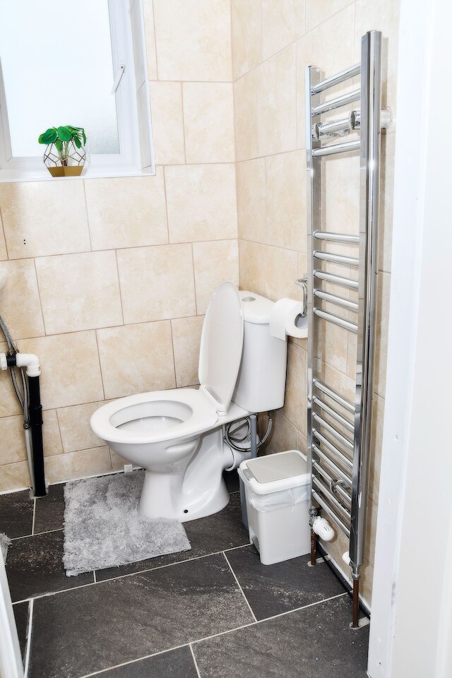 スタイリッシュな6ベッドのホーム