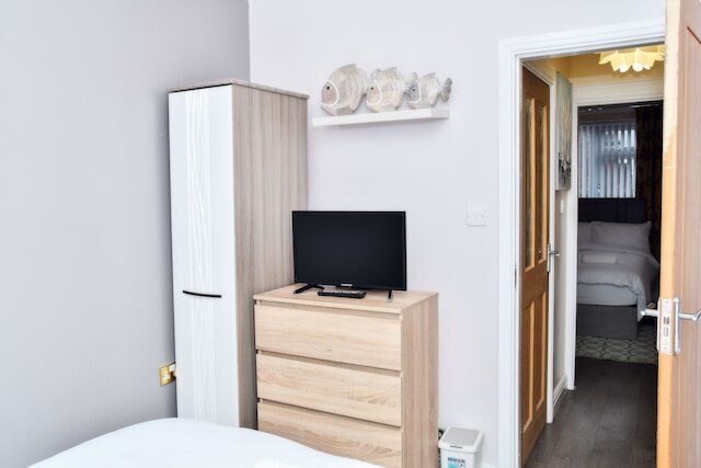 スタイリッシュな6ベッドのホーム