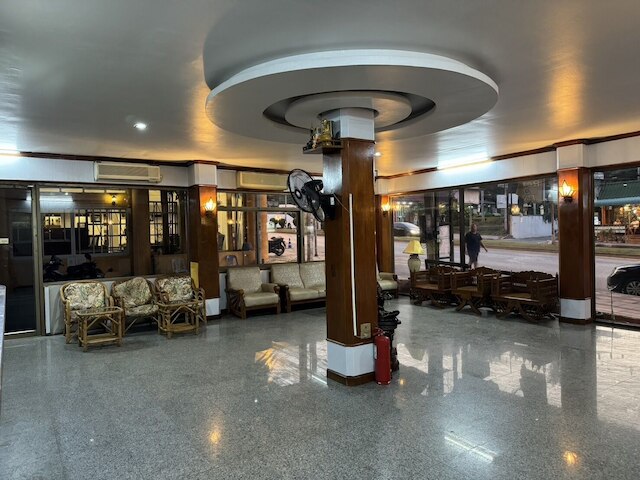 MR.マックスプレイス