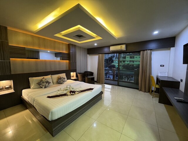 MR.マックスプレイス