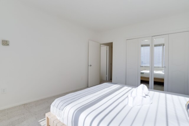 センセーショナル&モダンアパートクリスタルシティ