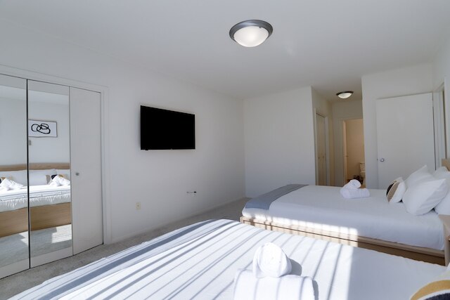 センセーショナル&モダンアパートクリスタルシティ