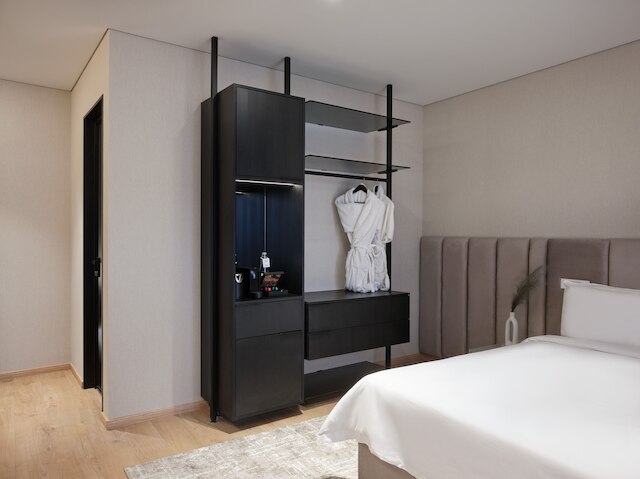 ヌール アウトライン アパートホテル