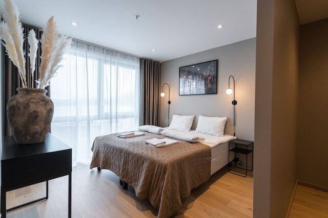 トータルアパートメントヴェルヴェットフレームF