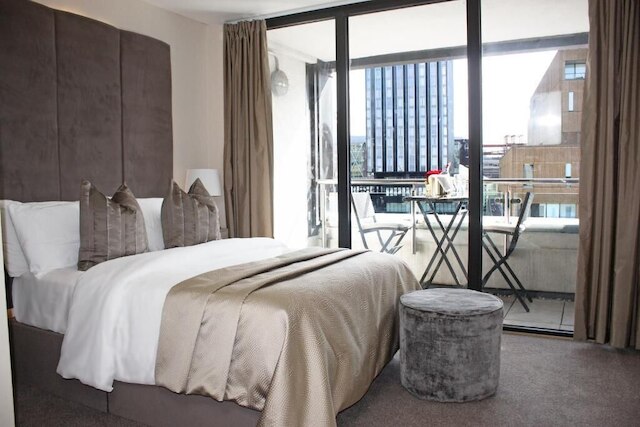 NOVUアパートメントリバプールウォーターフロント