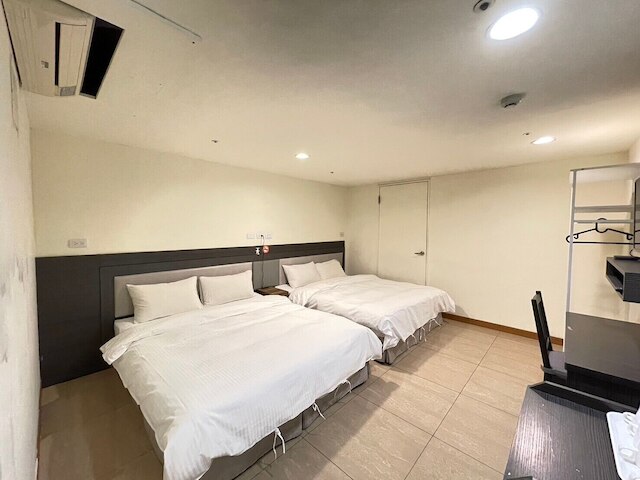 HuangXuan International Hotel