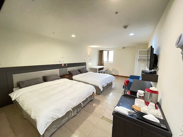 HuangXuan International Hotel