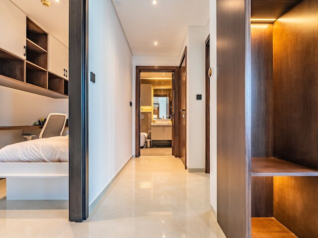 モダン DT エスケープ1BR ウィズ アップスケール コンフォート